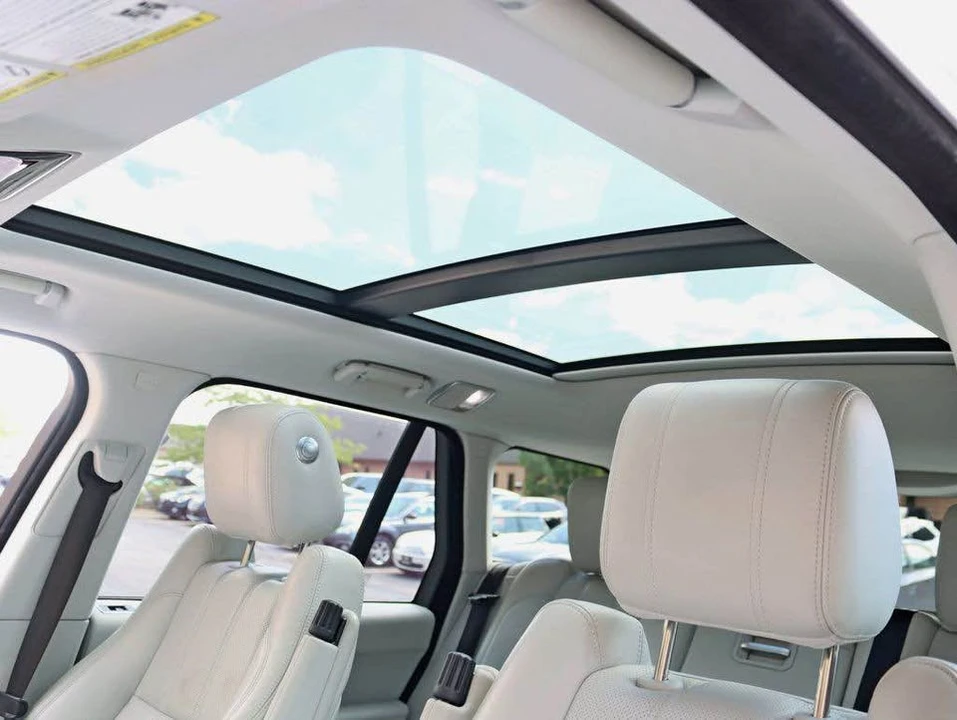 2015 Land Rover Range Rover L405 - Image 16 of 20