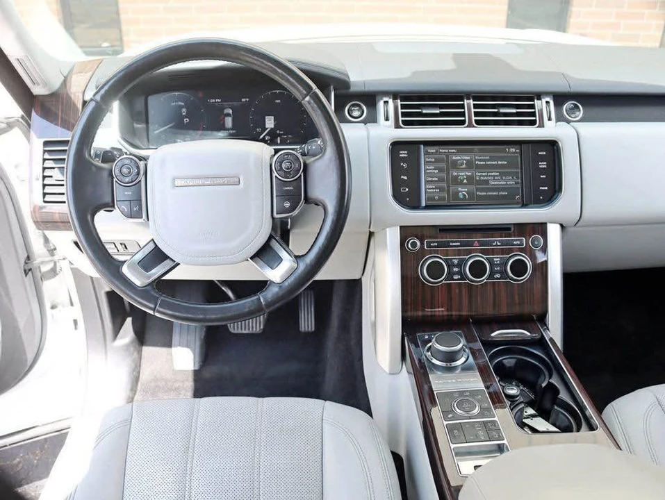 2015 Land Rover Range Rover L405 - Image 10 of 20