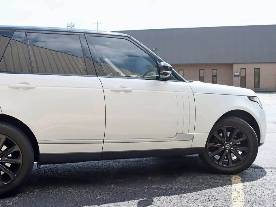 2015 Land Rover Range Rover L405 - Image 8 of 20