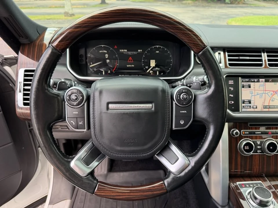2015 Land Rover Range Rover L405 - Image 17 of 20