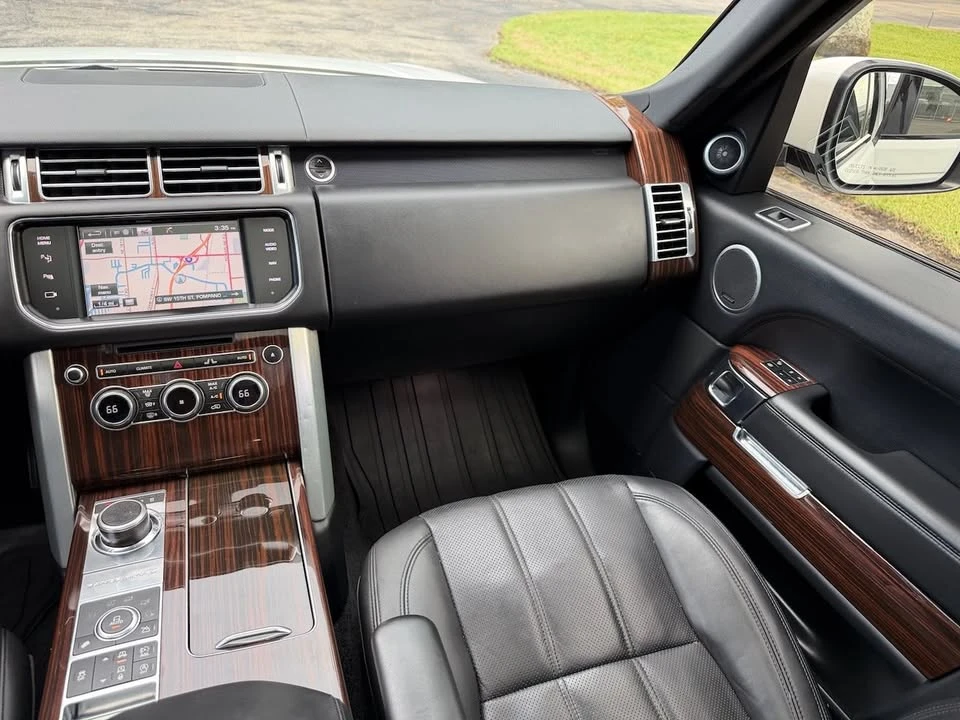 2015 Land Rover Range Rover L405 - Image 10 of 20