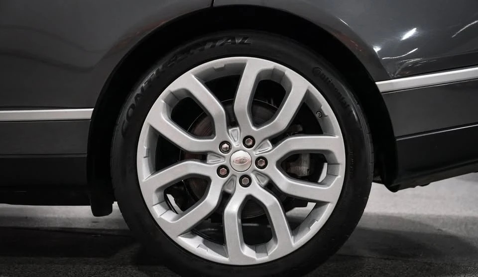 2015 Land Rover Range Rover L405 - Image 10 of 20