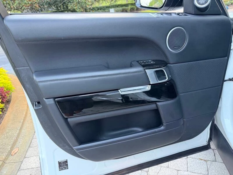 2015 Land Rover Range Rover L405 - Image 11 of 20