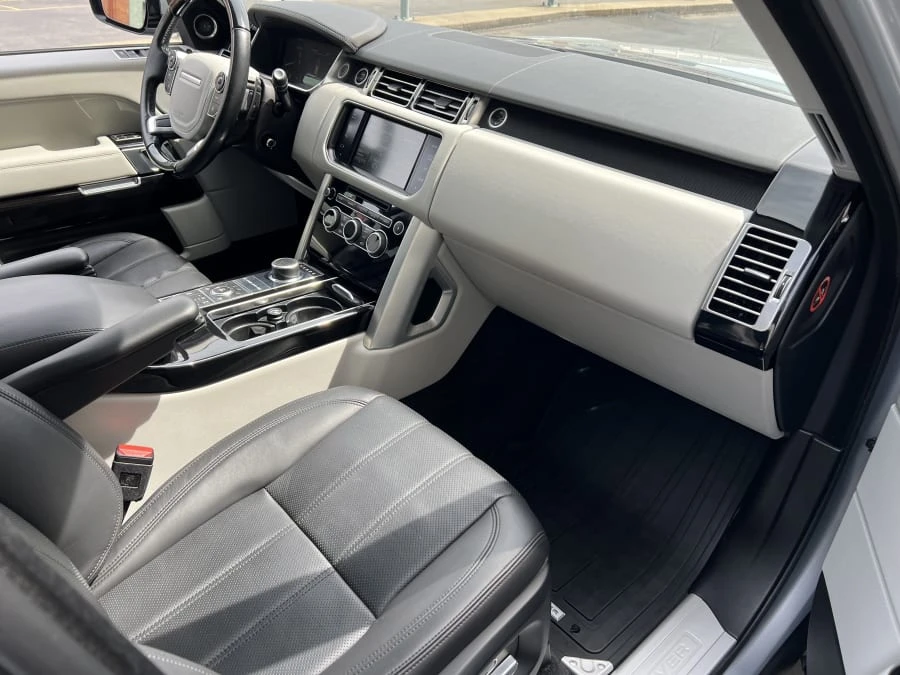 2015 Land Rover Range Rover L405 - Image 8 of 12