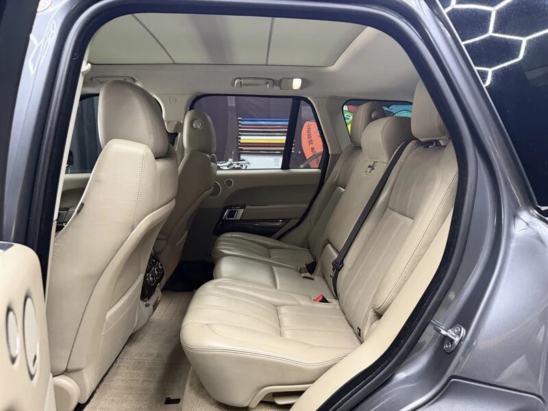 2015 Land Rover Range Rover L405 - Image 19 of 24