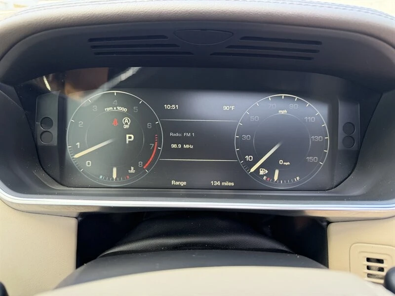 2015 Land Rover Range Rover L405 - Image 7 of 24