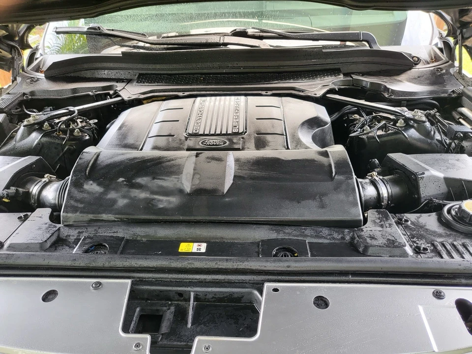 2015 Land Rover Range Rover L405 - Image 6 of 11