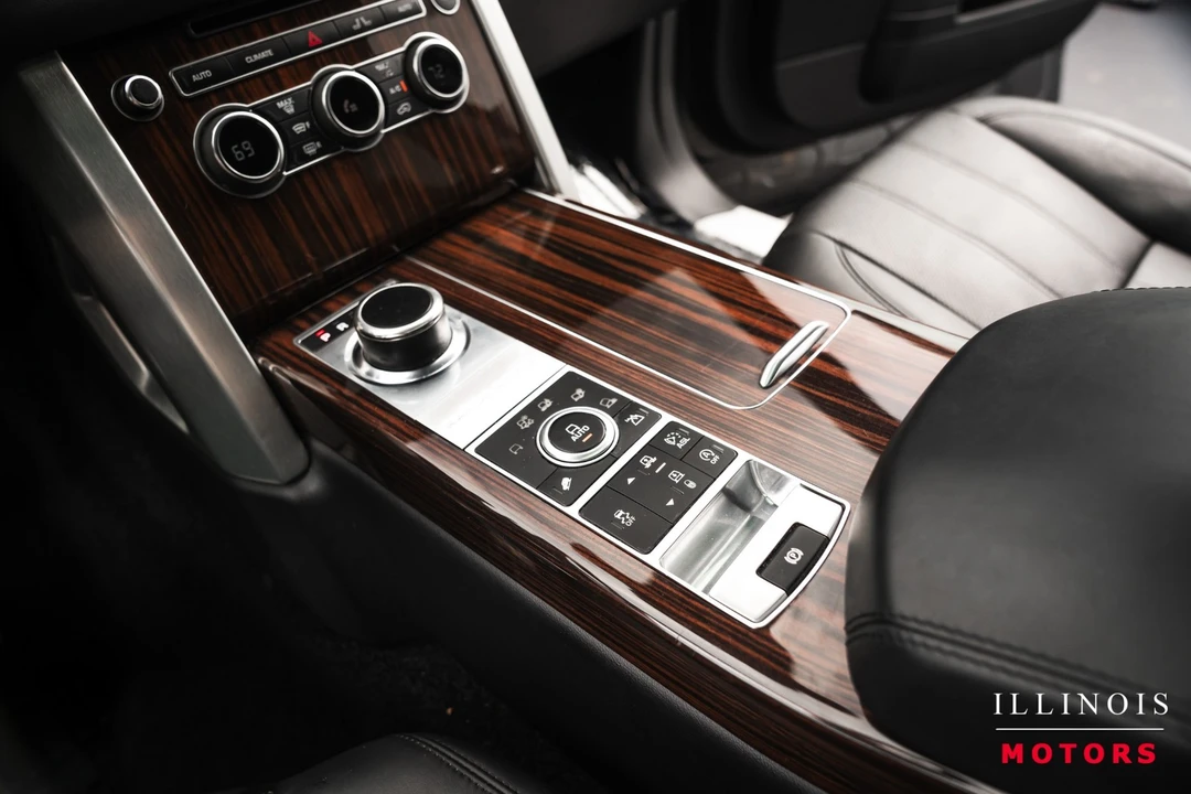2015 Land Rover Range Rover L405 - Image 24 of 31