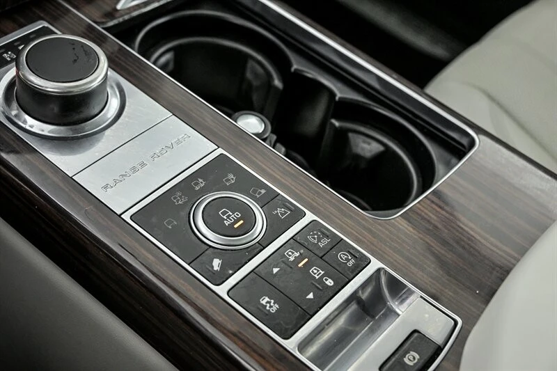 2015 Land Rover Range Rover L405 - Image 31 of 31