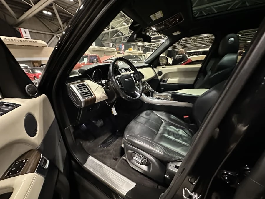 2015 Land Rover Range Rover L405 - Image 3 of 4