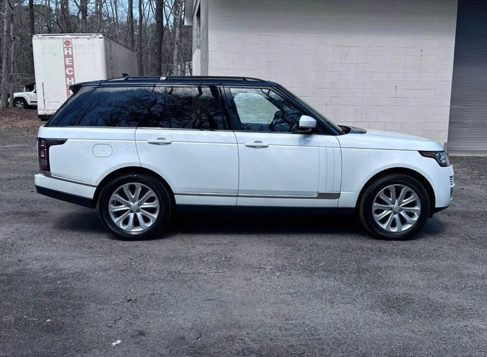 2015 Land Rover Range Rover L405 - Image 7 of 20