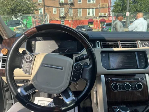 2015 Land Rover Range Rover HSE Sport Utility 4D