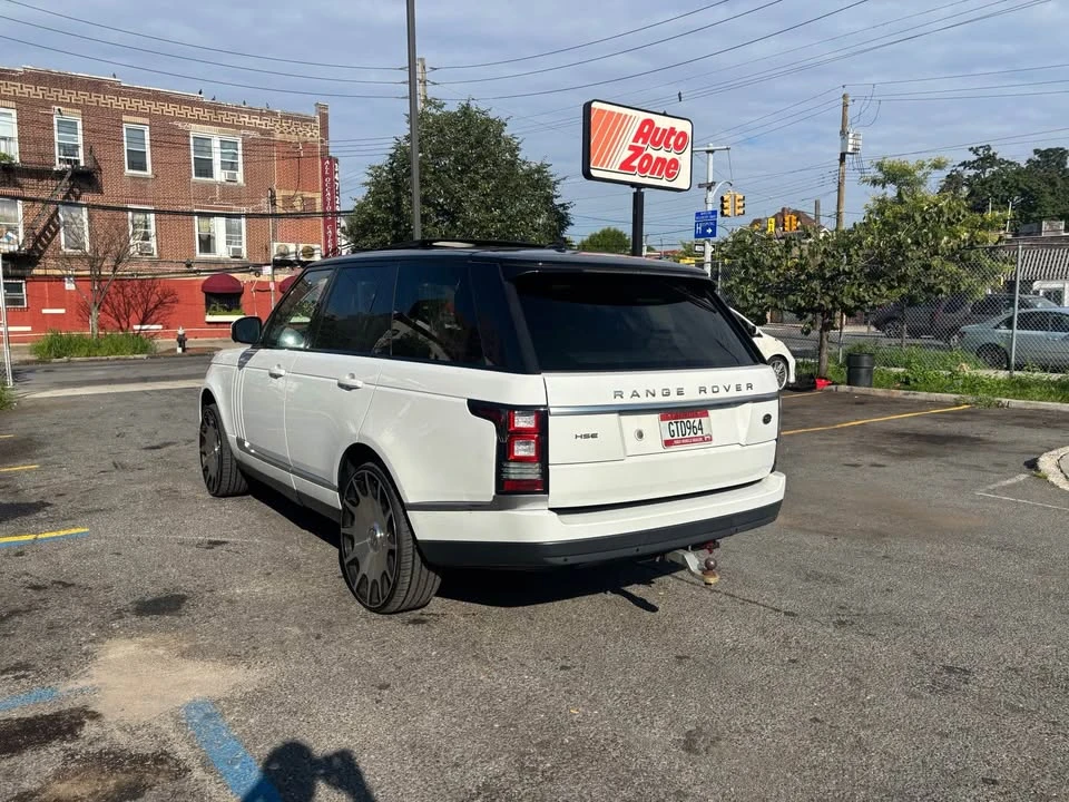 2015 Land Rover Range Rover L405 - Image 6 of 13