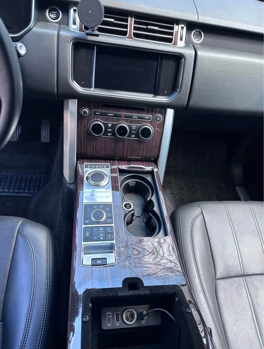 2015 Land Rover Range Rover L405 - Image 13 of 20