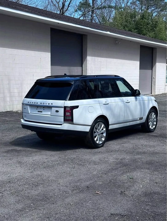 2015 Land Rover Range Rover L405 - Image 6 of 20