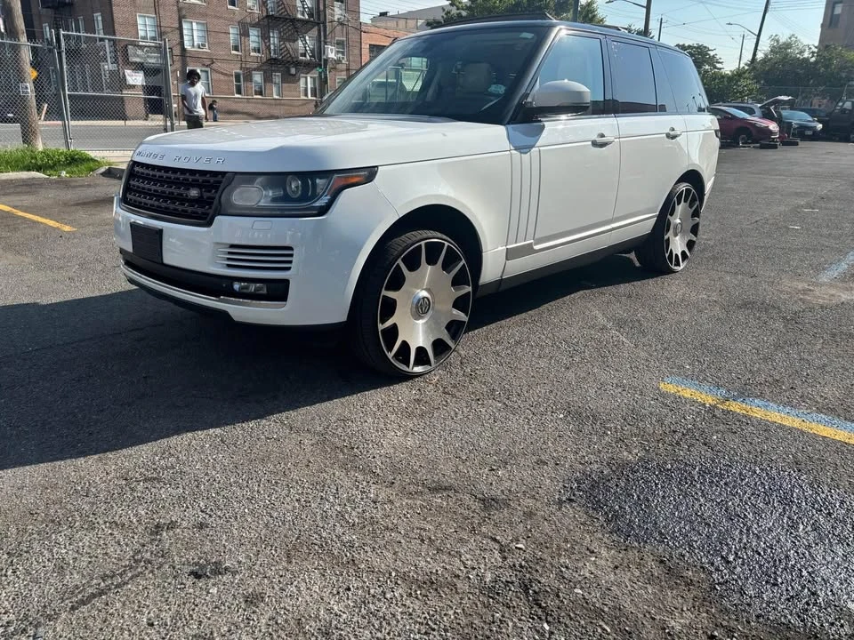 2015 Land Rover Range Rover L405 - Image 12 of 13