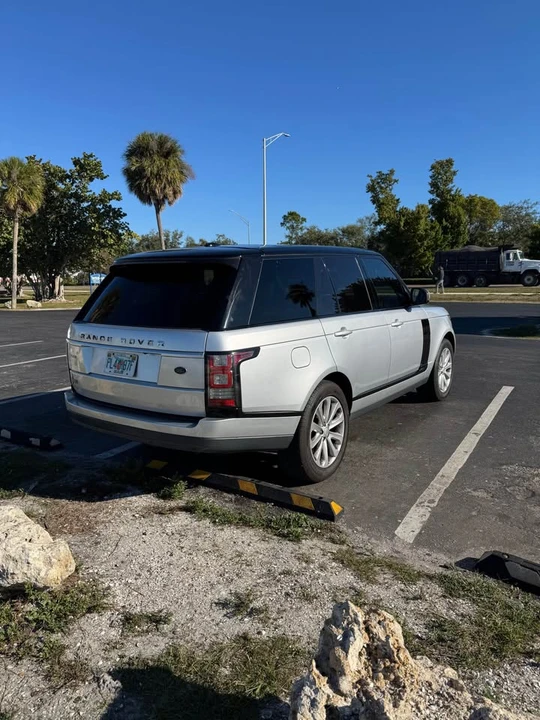 2015 Land Rover Range Rover L405 - Image 4 of 8