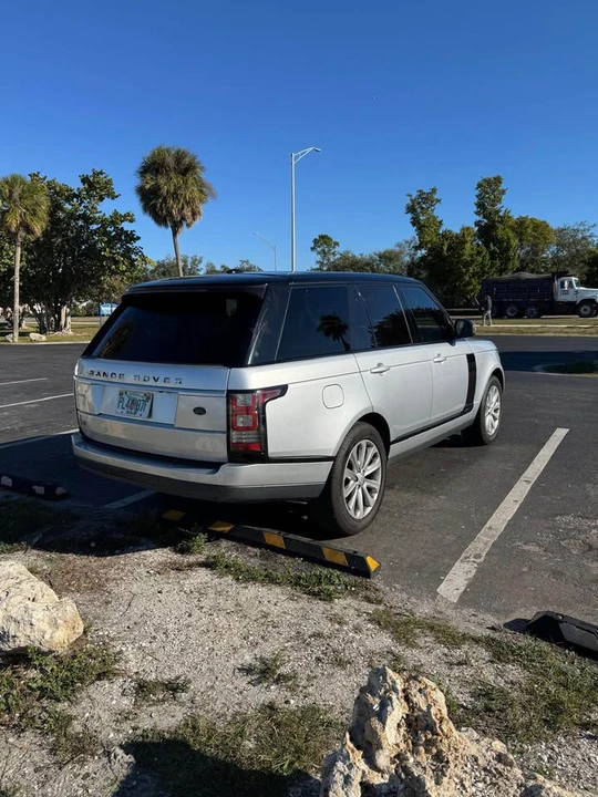 2015 Land Rover Range Rover L405 - Image 9 of 19