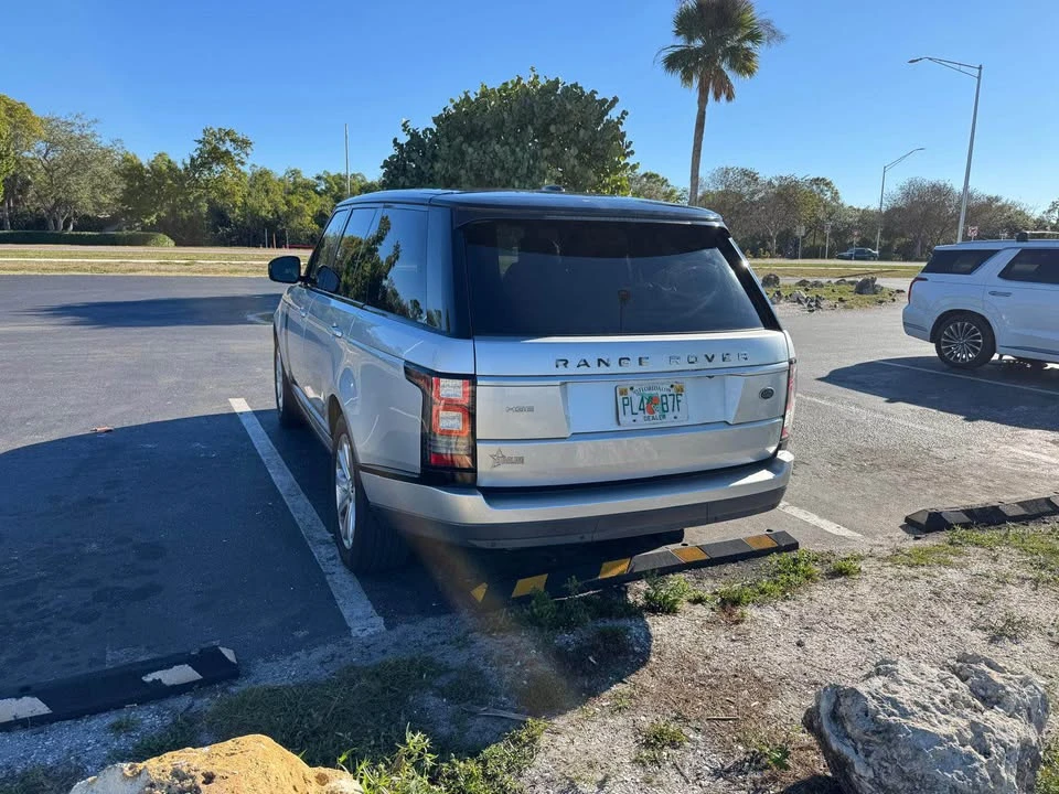 2015 Land Rover Range Rover L405 - Image 11 of 20