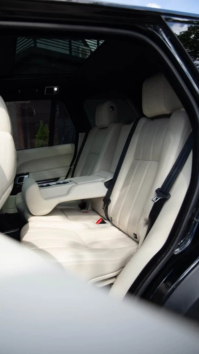 2015 Land Rover Range Rover L405 - Image 10 of 16