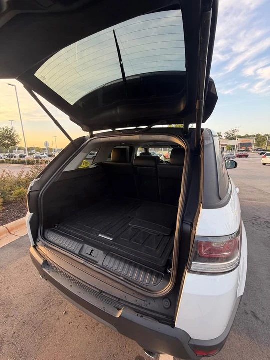 2015 Land Rover Range Rover L405 - Image 11 of 15