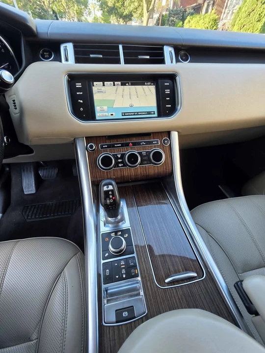 2015 Land Rover Range Rover L405 - Image 15 of 17