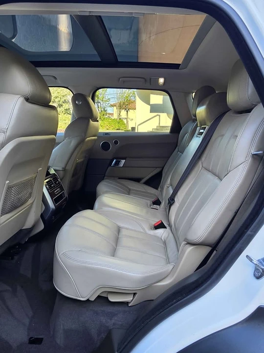 2015 Land Rover Range Rover L405 - Image 9 of 17