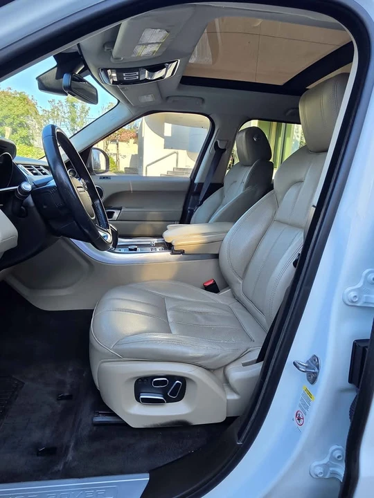 2015 Land Rover Range Rover L405 - Image 8 of 17