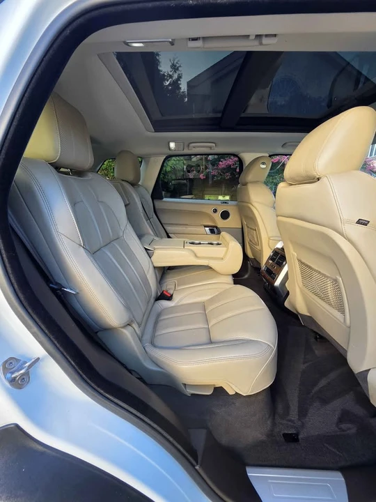 2015 Land Rover Range Rover L405 - Image 11 of 17