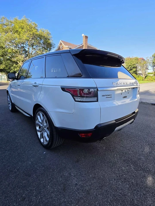 2015 Land Rover Range Rover L405 - Image 3 of 17