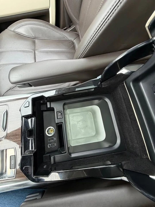 2015 Land Rover Range Rover L405 - Image 15 of 19