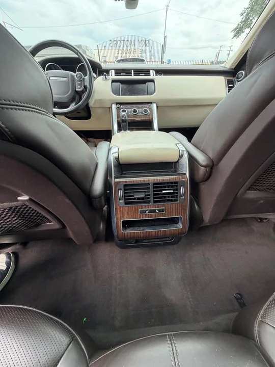 2015 Land Rover Range Rover L405 - Image 16 of 19