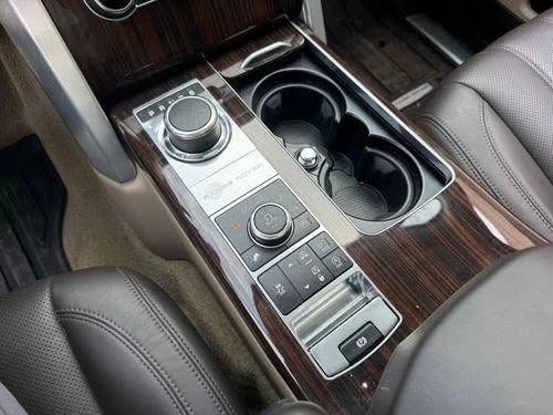 2015 Land Rover Range Rover L405 - Image 17 of 19