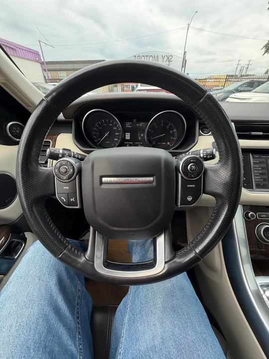2015 Land Rover Range Rover L405 - Image 10 of 19