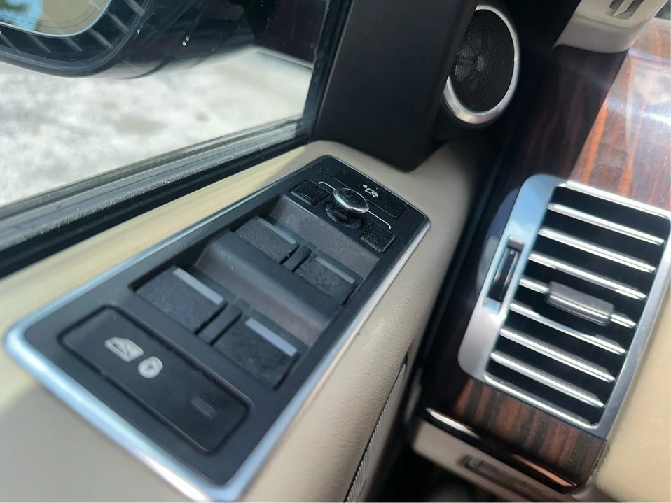 2015 Land Rover Range Rover L405 - Image 18 of 20