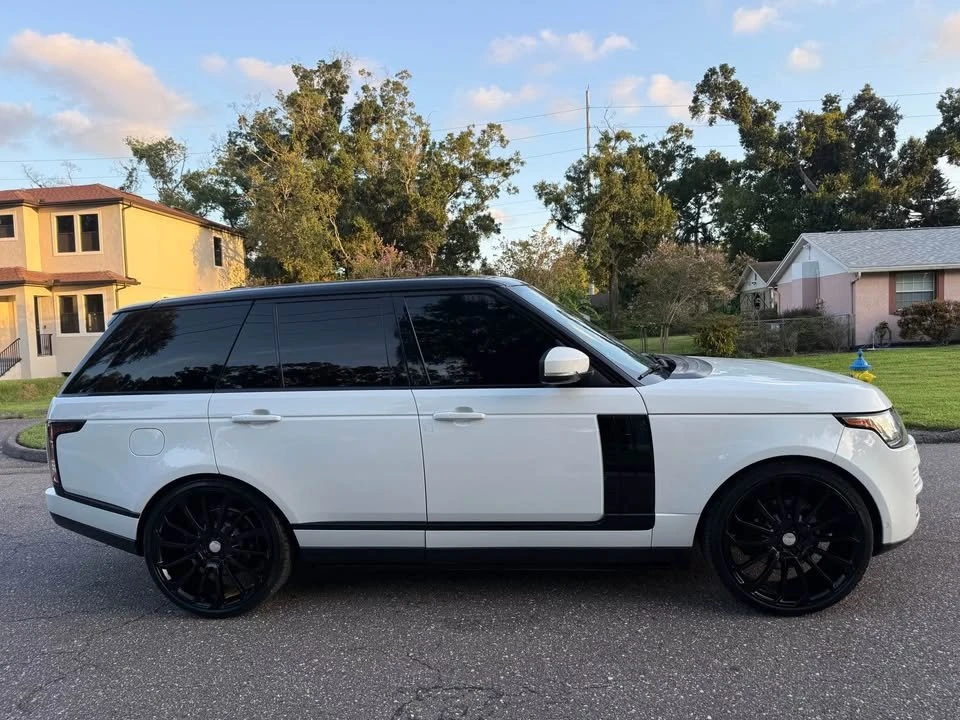 2015 Land Rover Range Rover L405 - Image 10 of 16