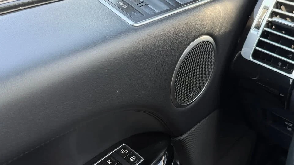 2015 Land Rover Range Rover L405 - Image 16 of 20
