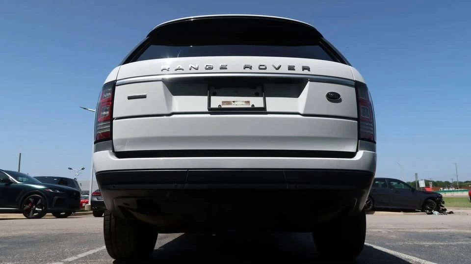 2015 Land Rover Range Rover L405 - Image 10 of 20