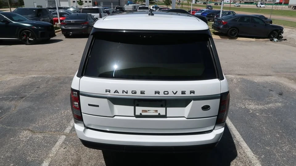 2015 Land Rover Range Rover L405 - Image 11 of 20
