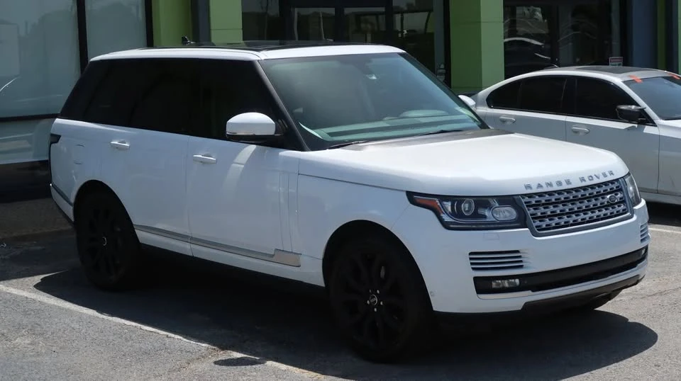 2015 Land Rover Range Rover L405 - Image 5 of 20