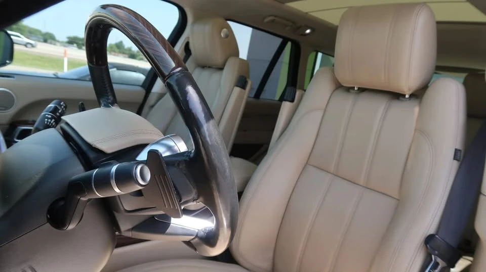 2015 Land Rover Range Rover L405 - Image 18 of 20