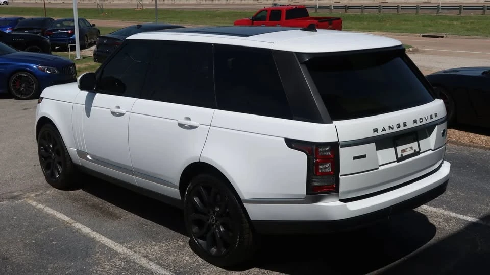 2015 Land Rover Range Rover L405 - Image 12 of 20