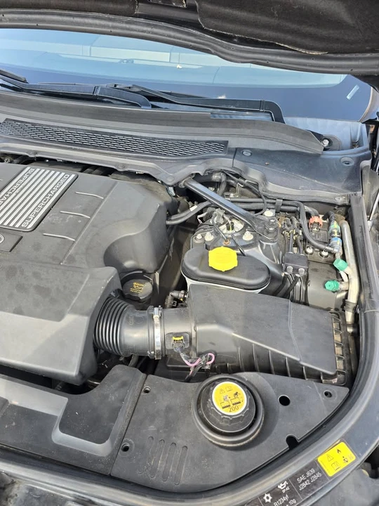 2015 Land Rover Range Rover L405 - Image 6 of 13
