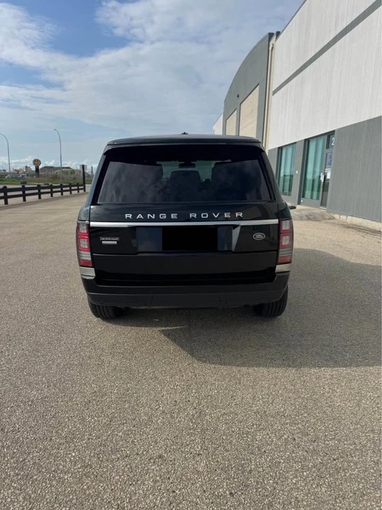 2015 Land Rover Range Rover L405 - Image 3 of 11