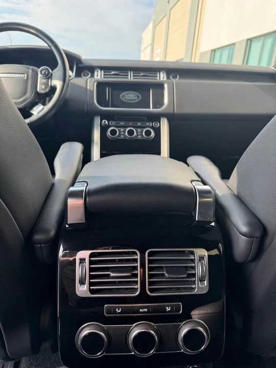 2015 Land Rover Range Rover L405 - Image 8 of 11