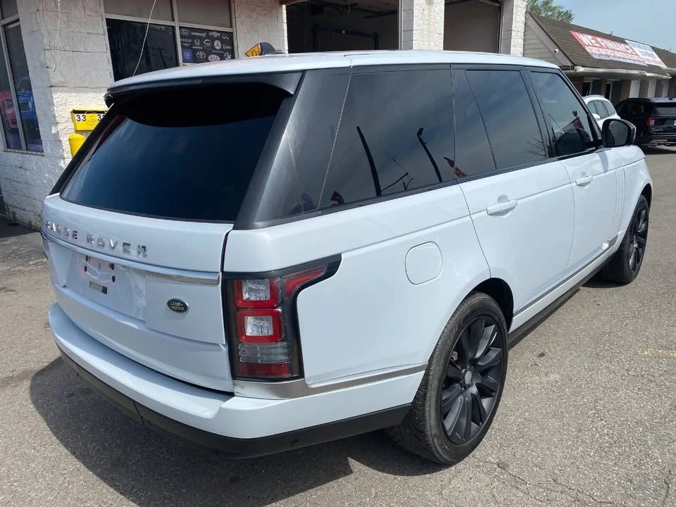 2015 Land Rover Range Rover L405 - Image 8 of 19