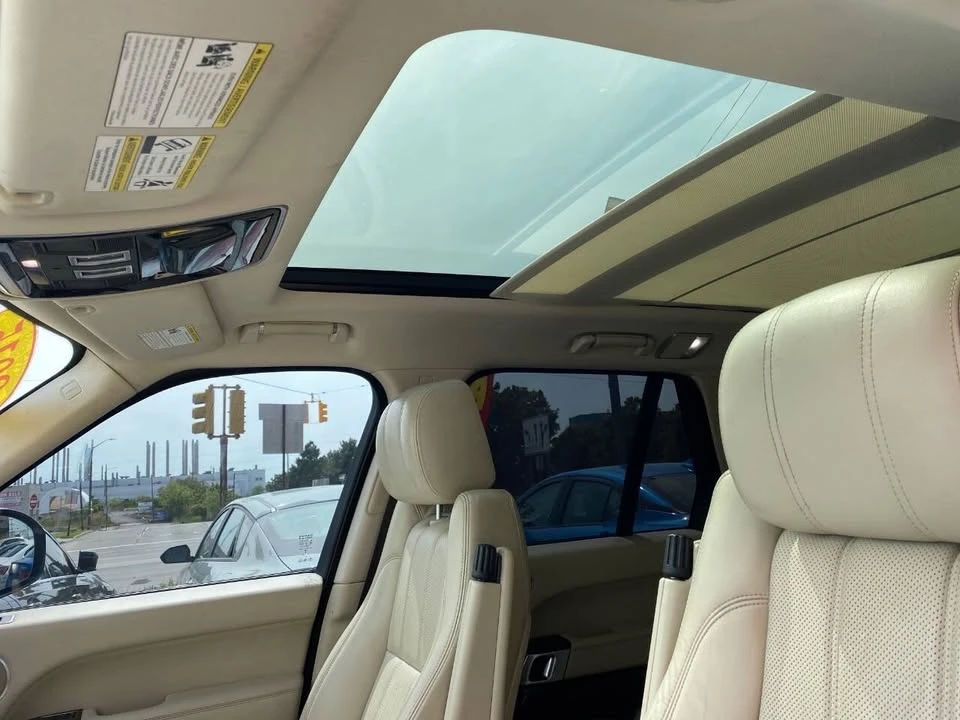 2015 Land Rover Range Rover L405 - Image 18 of 19