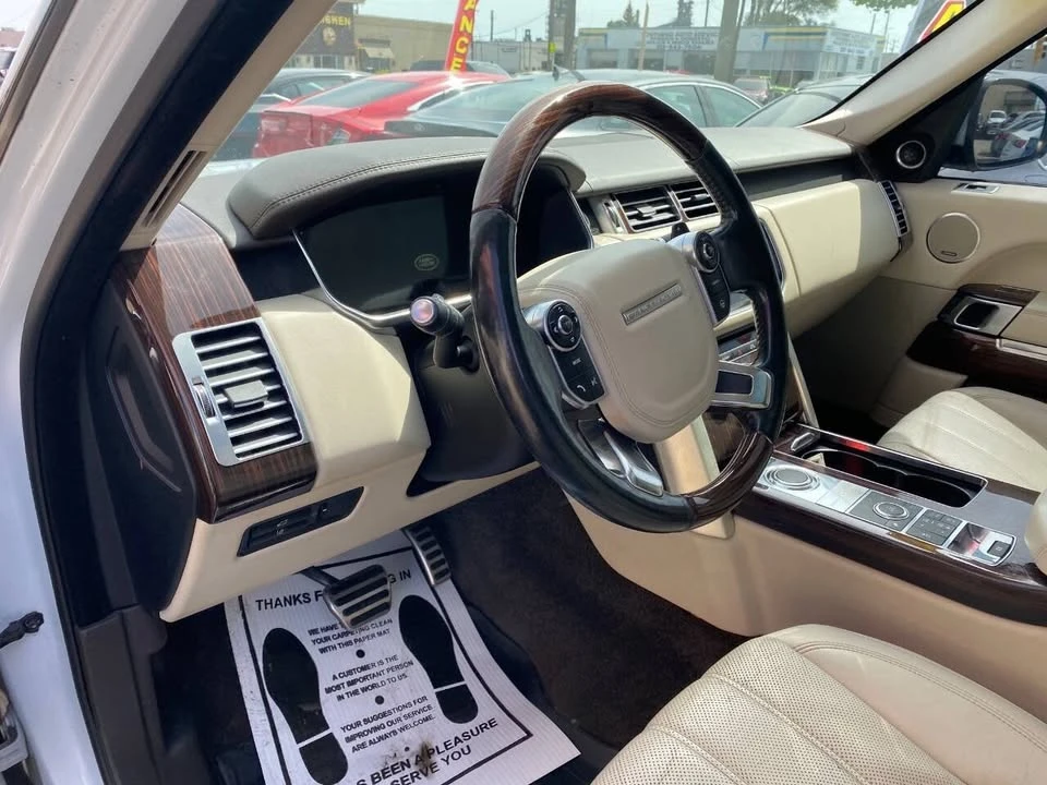 2015 Land Rover Range Rover L405 - Image 17 of 19