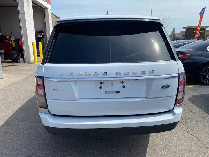 2015 Land Rover Range Rover L405 - Image 7 of 19