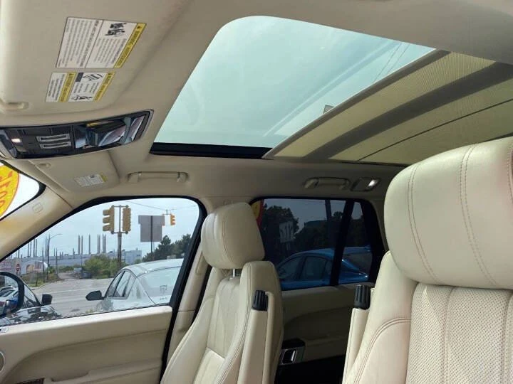2015 Land Rover Range Rover L405 - Image 18 of 19